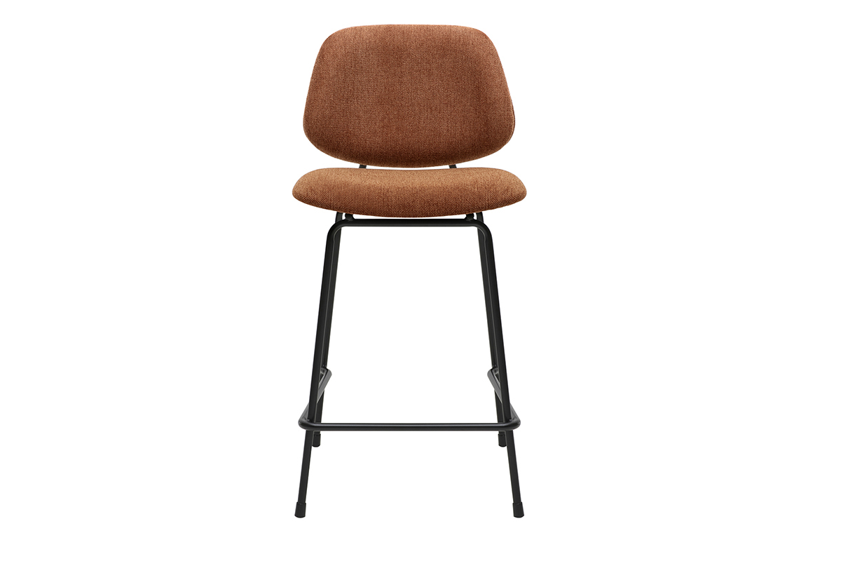 Tabouret de bar en tissu terre br�l�e et m�tal noir, vue de face.