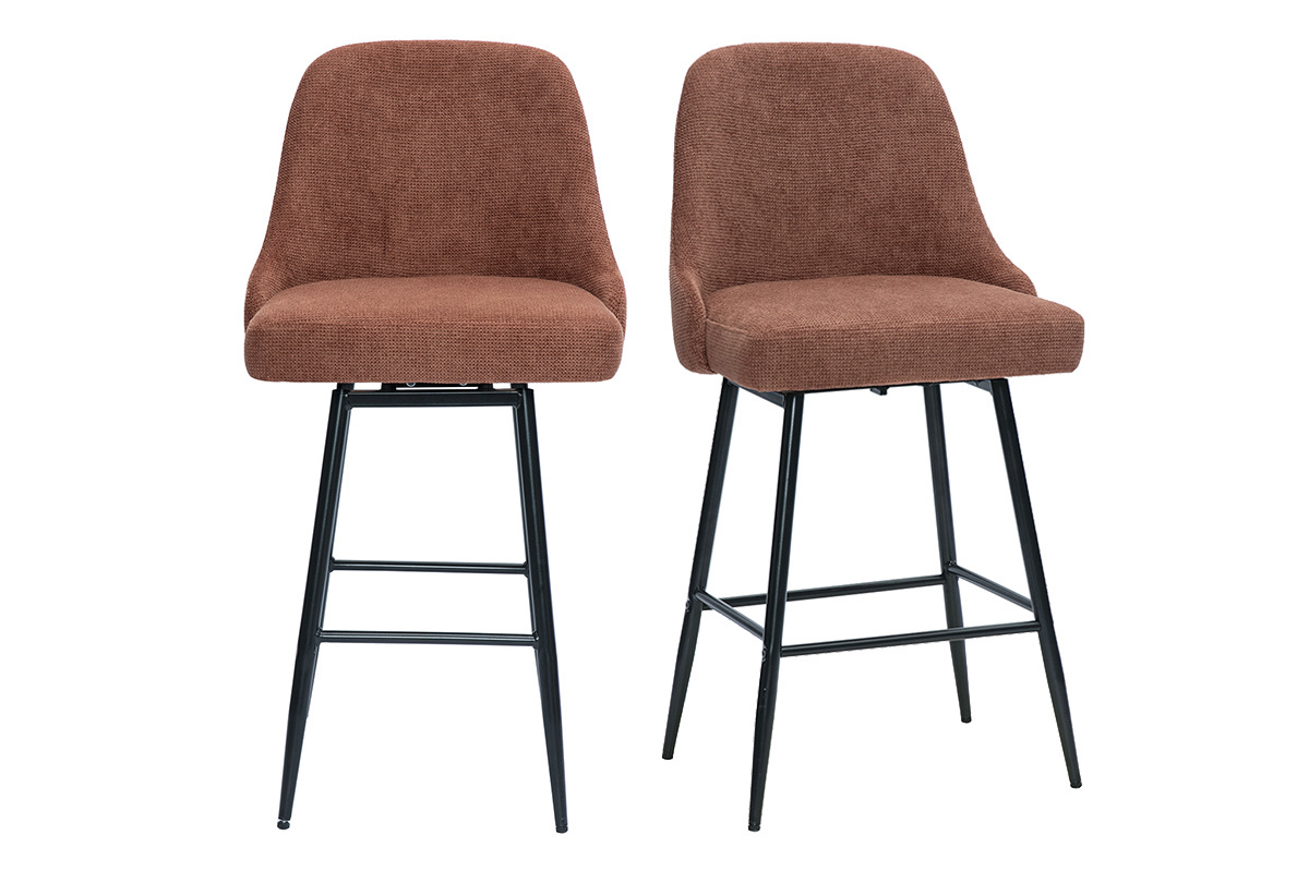 Deux tabourets de bar en tissu terre br�l�e et m�tal noir, vue de face.