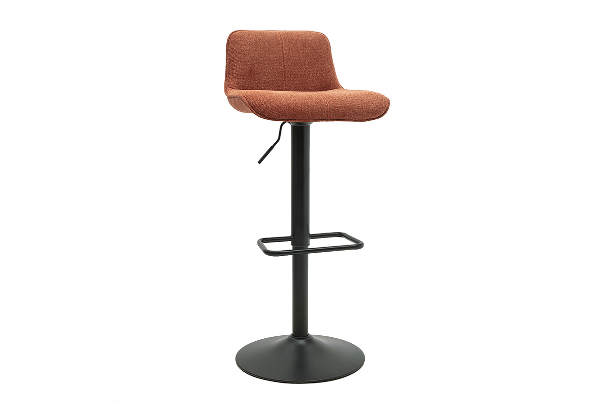 Tabouret de bar r�glable en tissu terre br�l�e et m�tal noir, vue de 3/4.