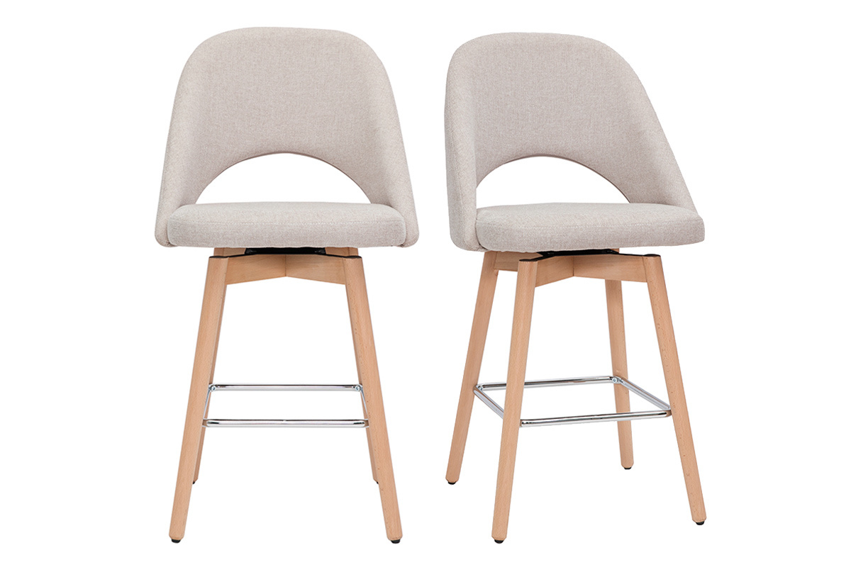 Deux tabourets de bar tissu beige et bois, vue de face.