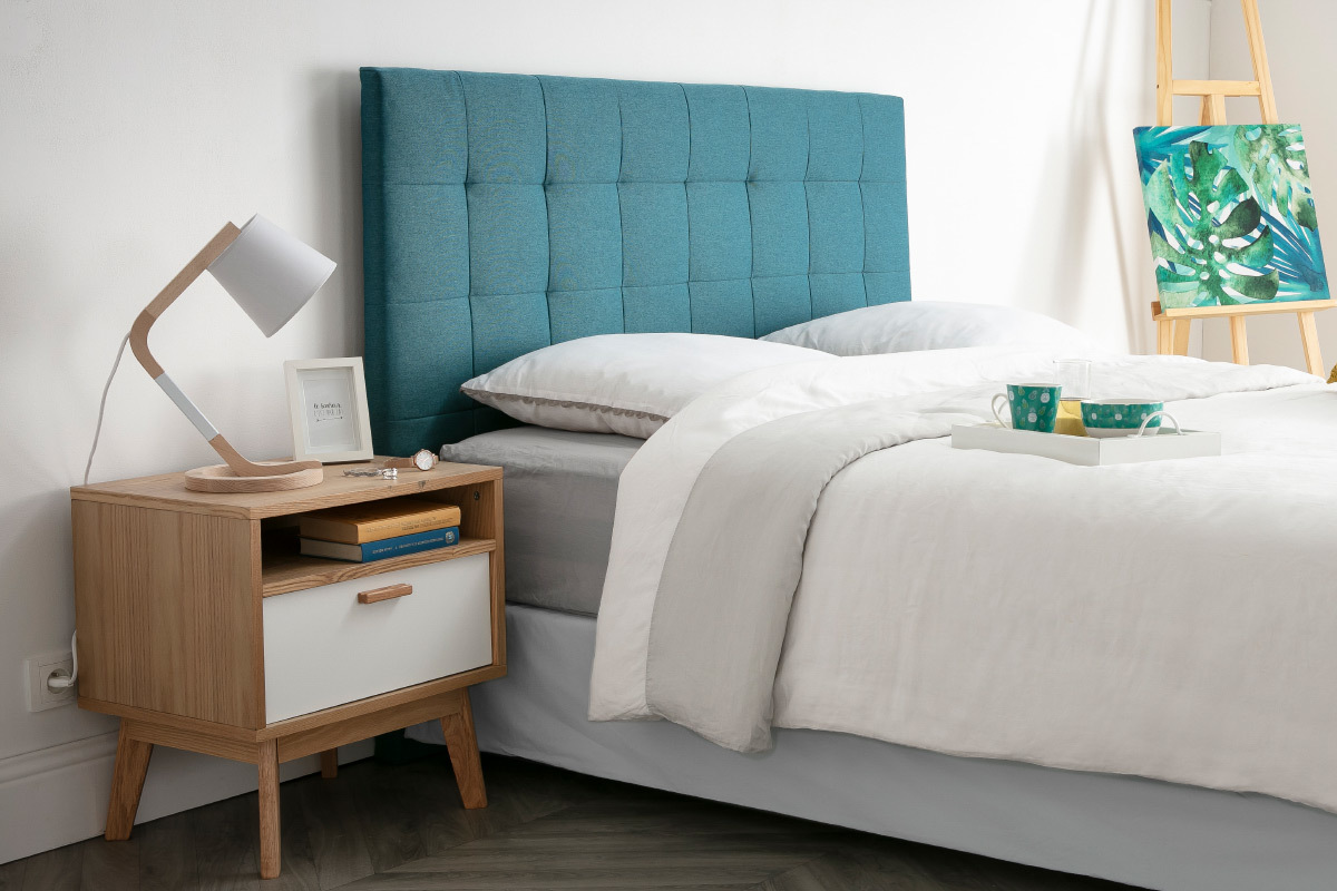 T�te de lit capitonn�e en tissu bleu canard L140 cm HALCIONA